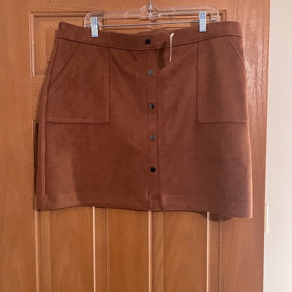Versona Suede Brown Skirt
